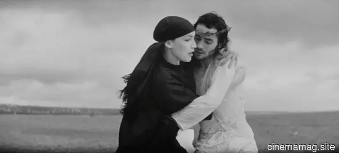 NYC Weekend Watch: Tina Aumont, Terry Zwigoff, Pauline at the Beach, and More