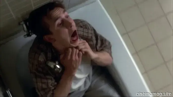 10 Frightening Bath Scenes in Horror Films