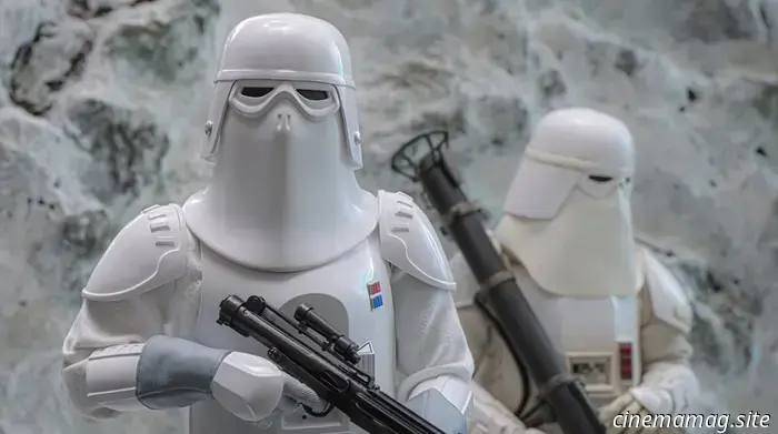 Hot Toys presents the Snowtrooper Commander sixth scale figure from Star Wars.