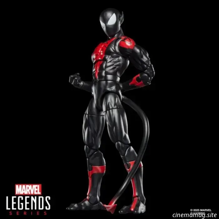 Hasbro has revealed the Uncanny Spider-Man, Spider-Venom, Owl, and Hypno-Hustler figures from the Marvel Legends Series Retro Collection.