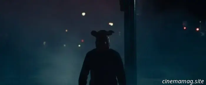 Rainey Qualley investiga una oscura leyenda urbana en el tráiler de la película de terror Pig Hill