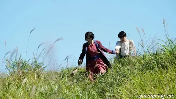 Il thriller d'azione giapponese "Revolver Lily" si presenta con un trailer, un poster e delle immagini