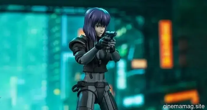 Hiya Toys presenta la figura de acción Motoko Kusanagi Ghost in the Shell: Stand Alone Complex de la Exquisite Super Series.