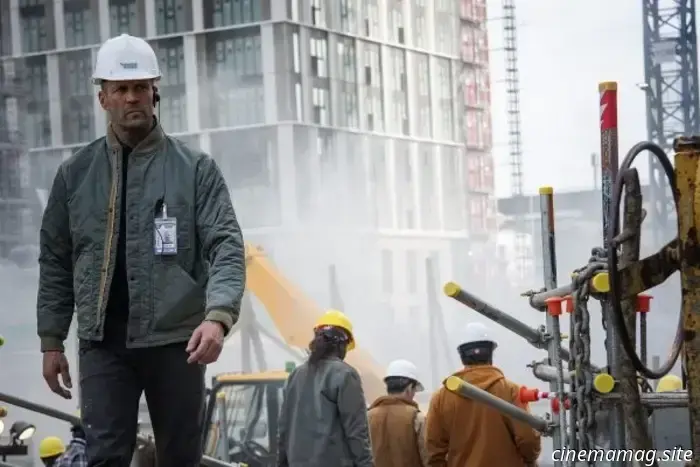 Jason Statham is a laborer in the new trailer for David Ayer's action thriller.