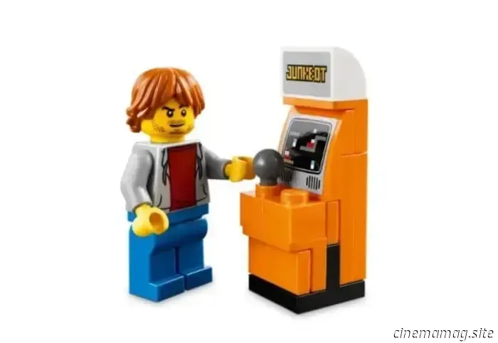LEGO announces the launch of a new Arcade Cabinet set, set to be released in August.