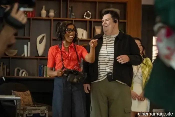 Eric Andre es el hermano pequeño de John Cena en el tráiler de la comedia de Netflix.