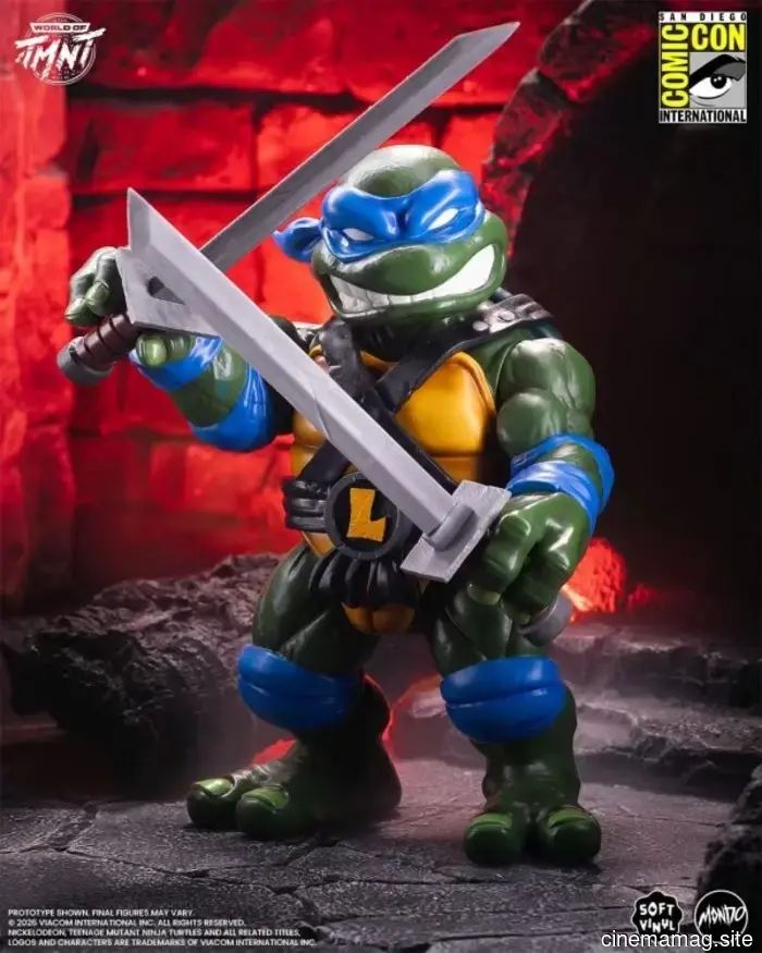 Teenage Mutant Ninja Turtles go undercover for a Comic-Con exclusive action figure collection from Mondo.