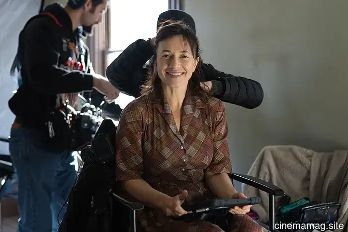 In the haunting narrative 'Lineage,' Michelle West uncovers family secrets.