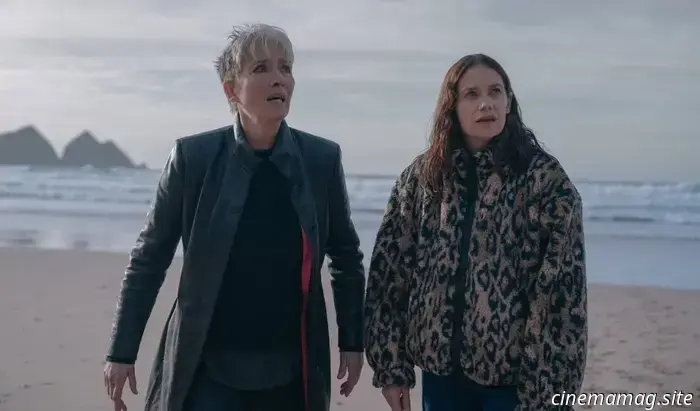 Emma Thompson y Ruth Wilson recorren Down Cemetery Road en el tráiler de la serie de misterio de Apple TV+
