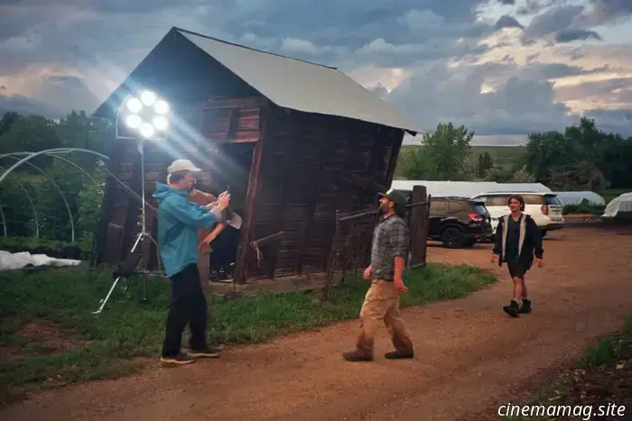Come abbiamo girato il nostro film horror The Threshing in una fattoria in attività - MovieMaker Magazine