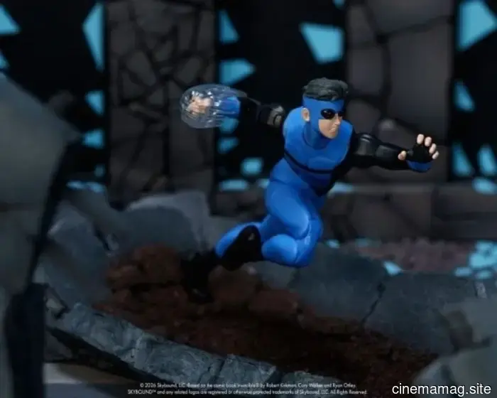 Jada Toys lancia la linea di action figure Invincible con Invincible, Conquest e Omni-Man.