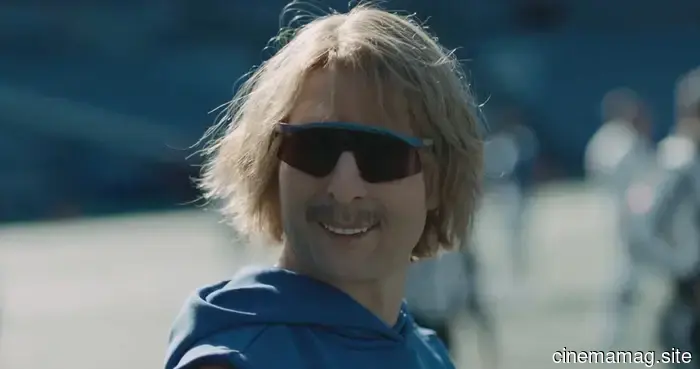Glen Powell torna a indossare la sua faccia da gioco nel trailer della stagione 2 di Chad Powers.