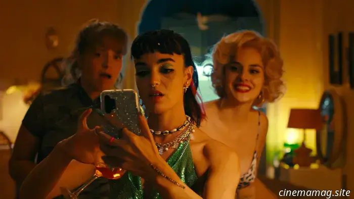 The Balconettes Review: Noémie Merlant's Confident Interpretation of Comedy-Horror