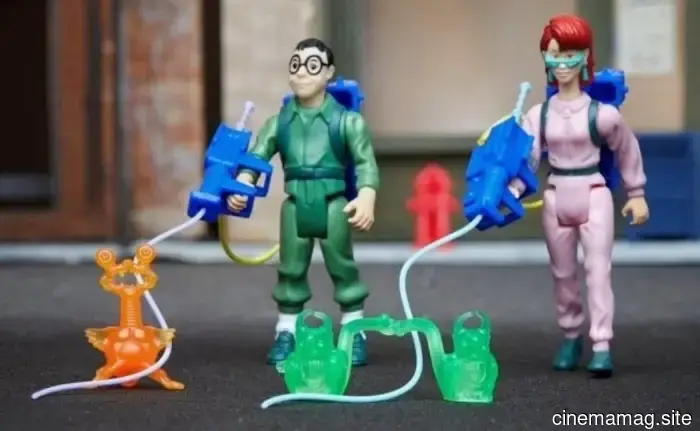 I veri acchiappafantasmi Janine Melnitz e Louis Tully Kenner Classics confezione di due action figure svelata da Hasbro