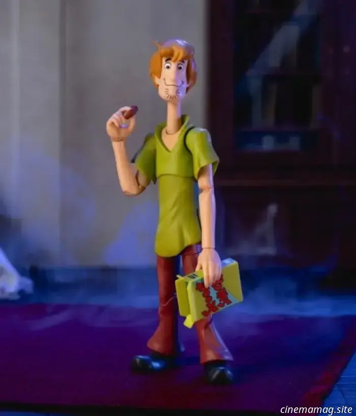 Jada Toys introduces the initial series of Scooby-Doo action figures.